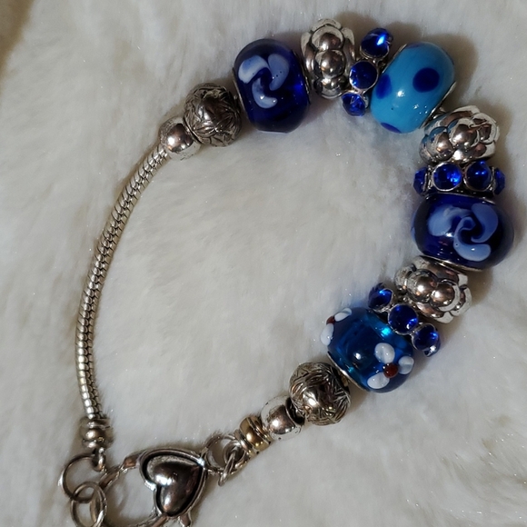Jewelry - Blue Glass Beaded Bracelet 2/$10 Sale